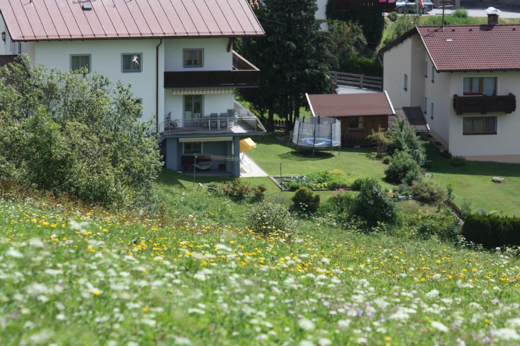 Galzigblick Apartment Pettneu am Arlberg Exterior photo